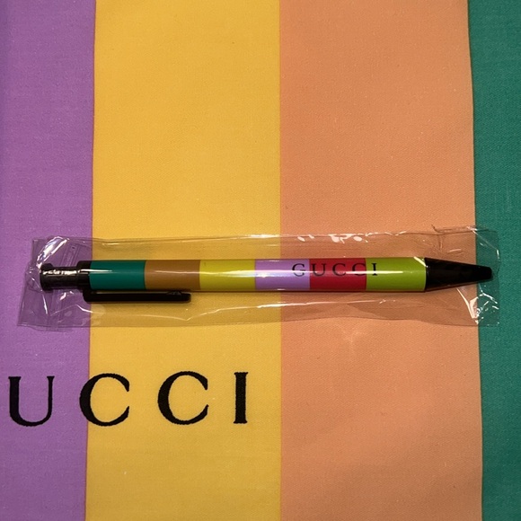 NEW GUCCI Empowering Dream Maker Gift Tote Bag Notebook ,Pen and Lanyard - Picture 4 of 5